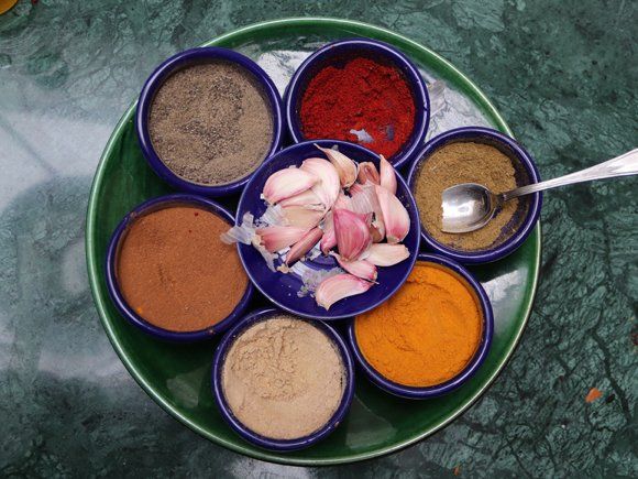 Half-Day Cooking Experience on Moroccan Dishes with Market Tour