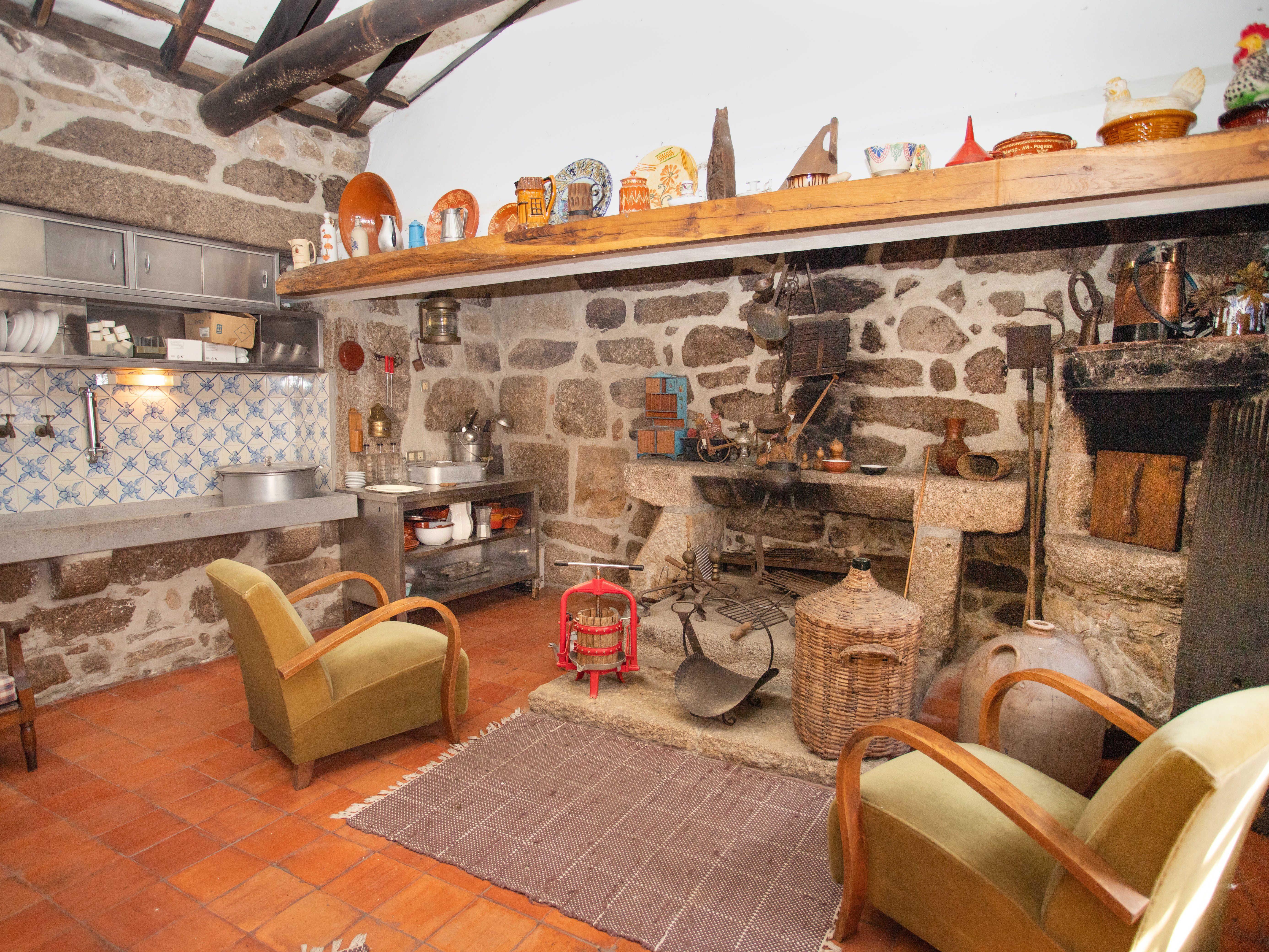 Mastering the Art of Crafting Portuguese Cuisine with a Chef