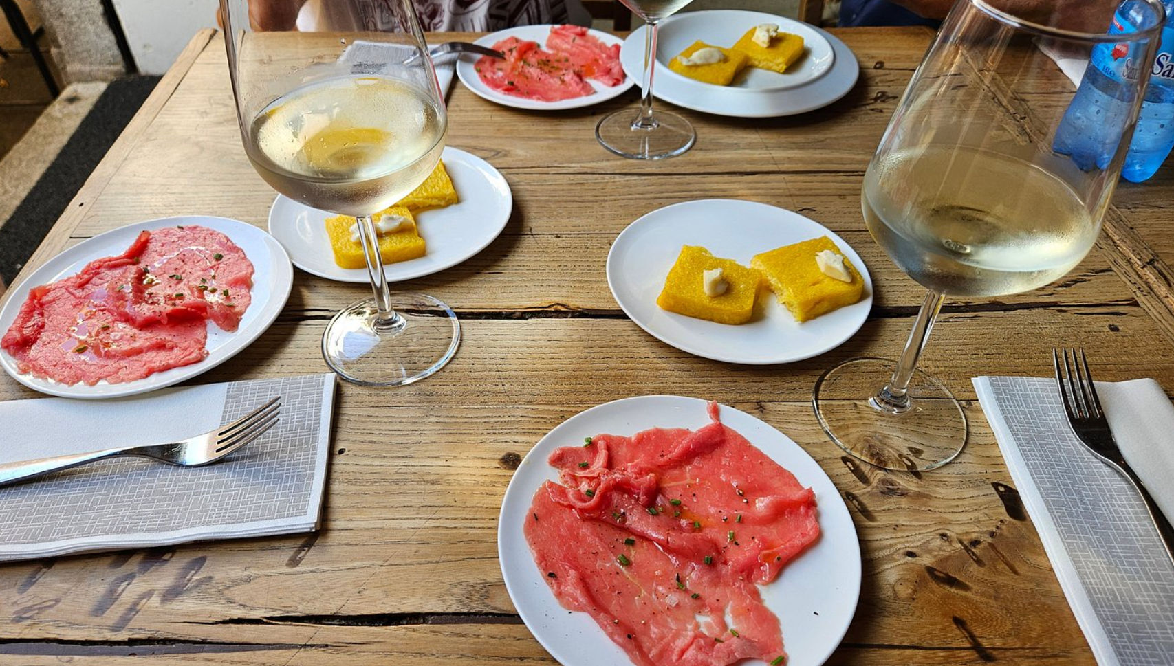 Milan Navigli Culinary & Drinks Experience