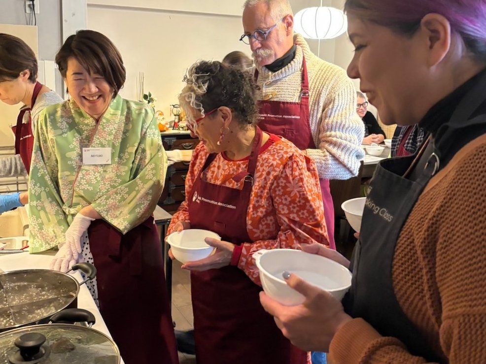 Tokyo Mochi-Making Experience in a Private Japanese Studio