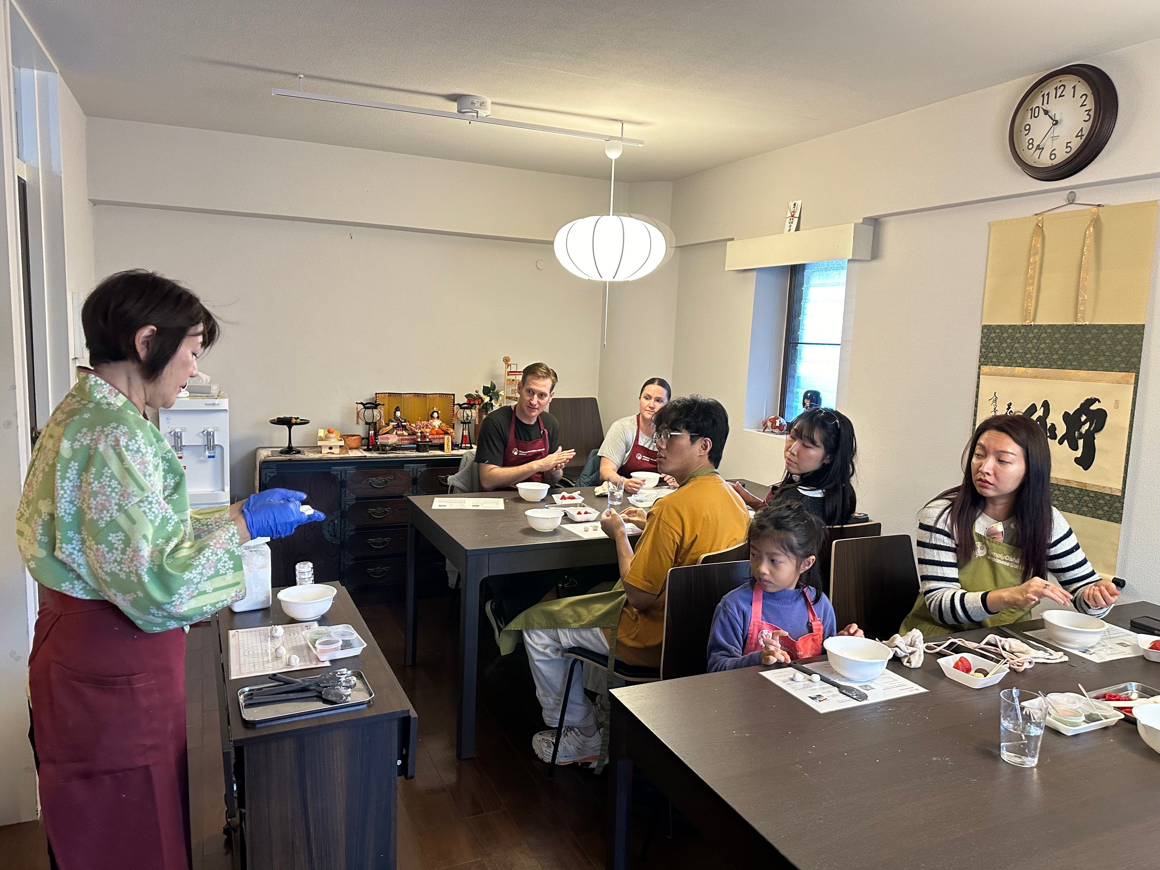 Tokyo Mochi-Making Experience in a Private Japanese Studio