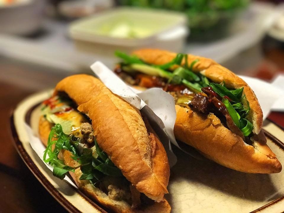 Morning Street Food Tour with Lunch at Local Home