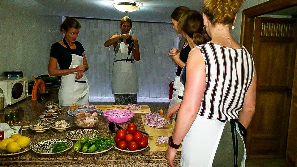 Fes Cooking Class in a Restaurant with Market (Souk) Tour