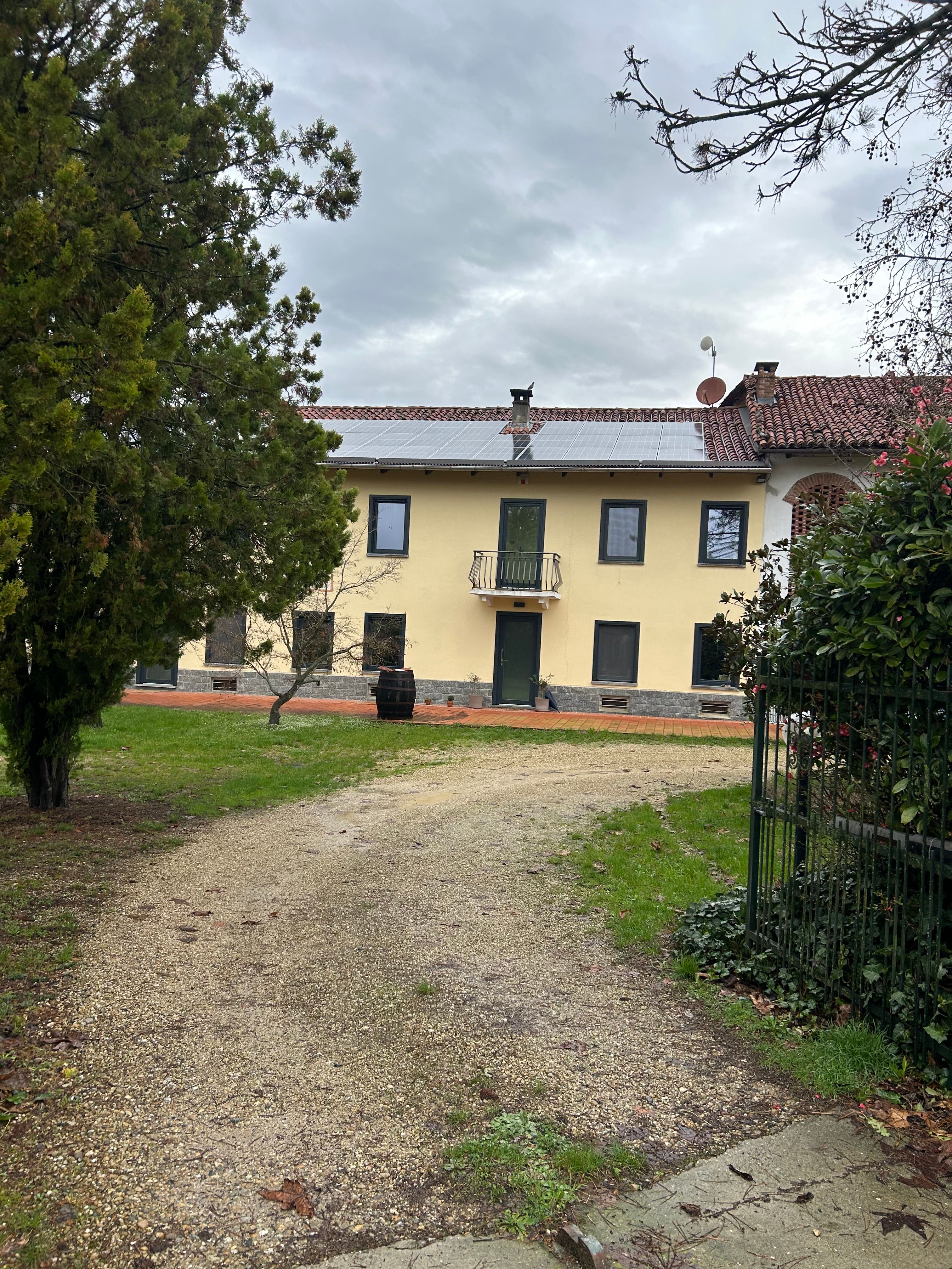 Hands-On Mushroom Cooking at a Monferrato Farmhouse with Alpine Views