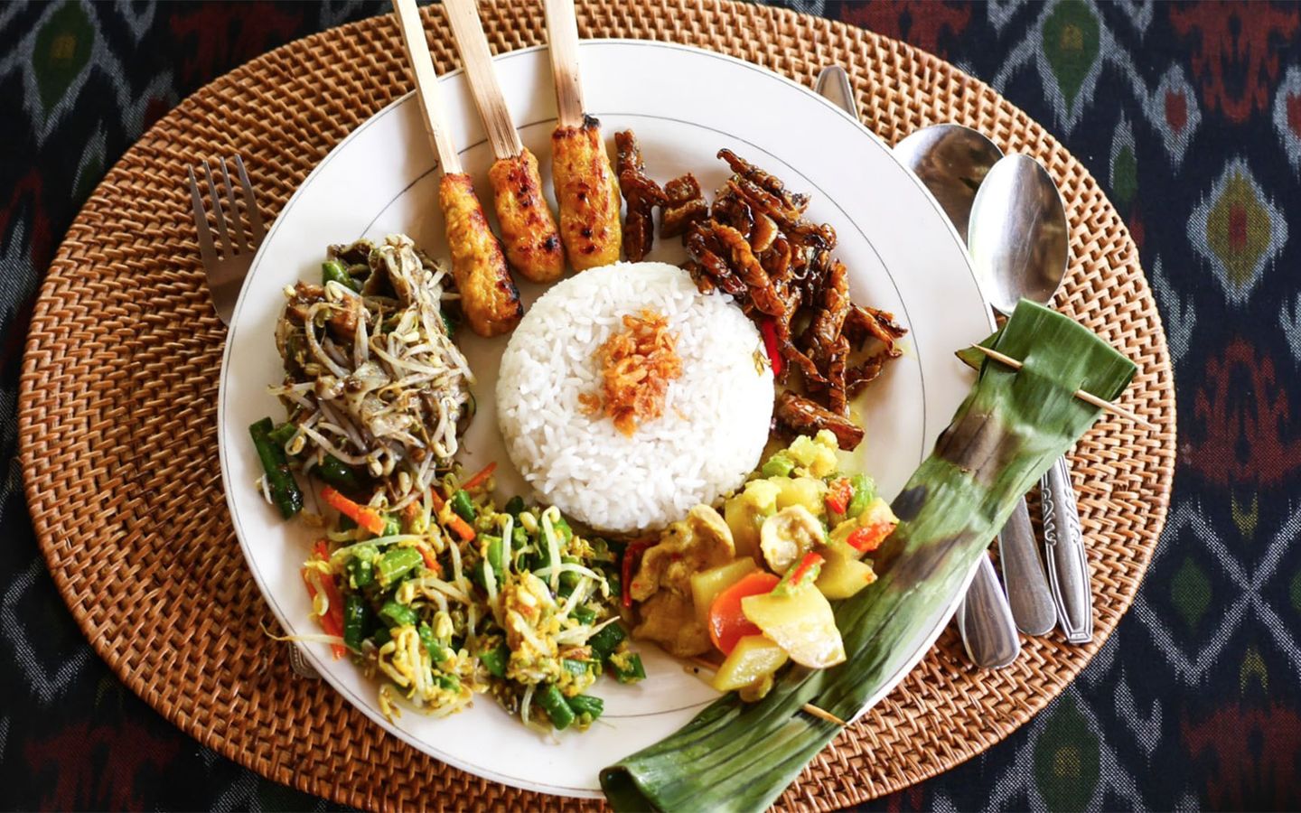 10 Foods You Must Eat in Bali - Cookly