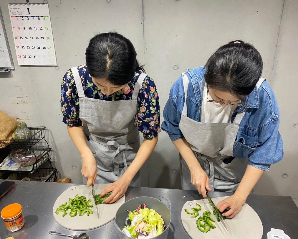 Naha Private Cooking Class: Make 4 Okinawan Dishes