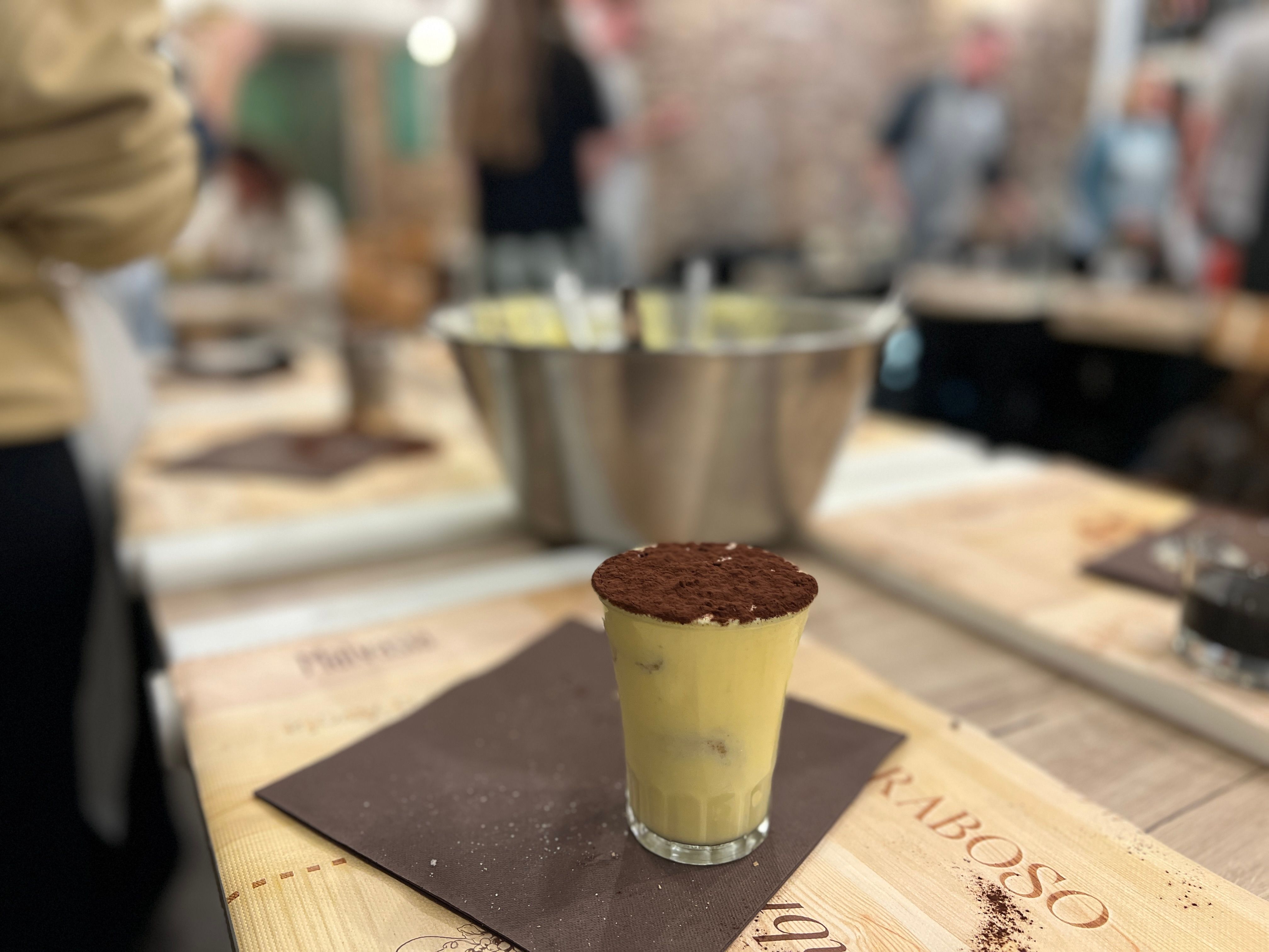 Naples: Pizza Making and Tiramisù with Free Flowing Wine