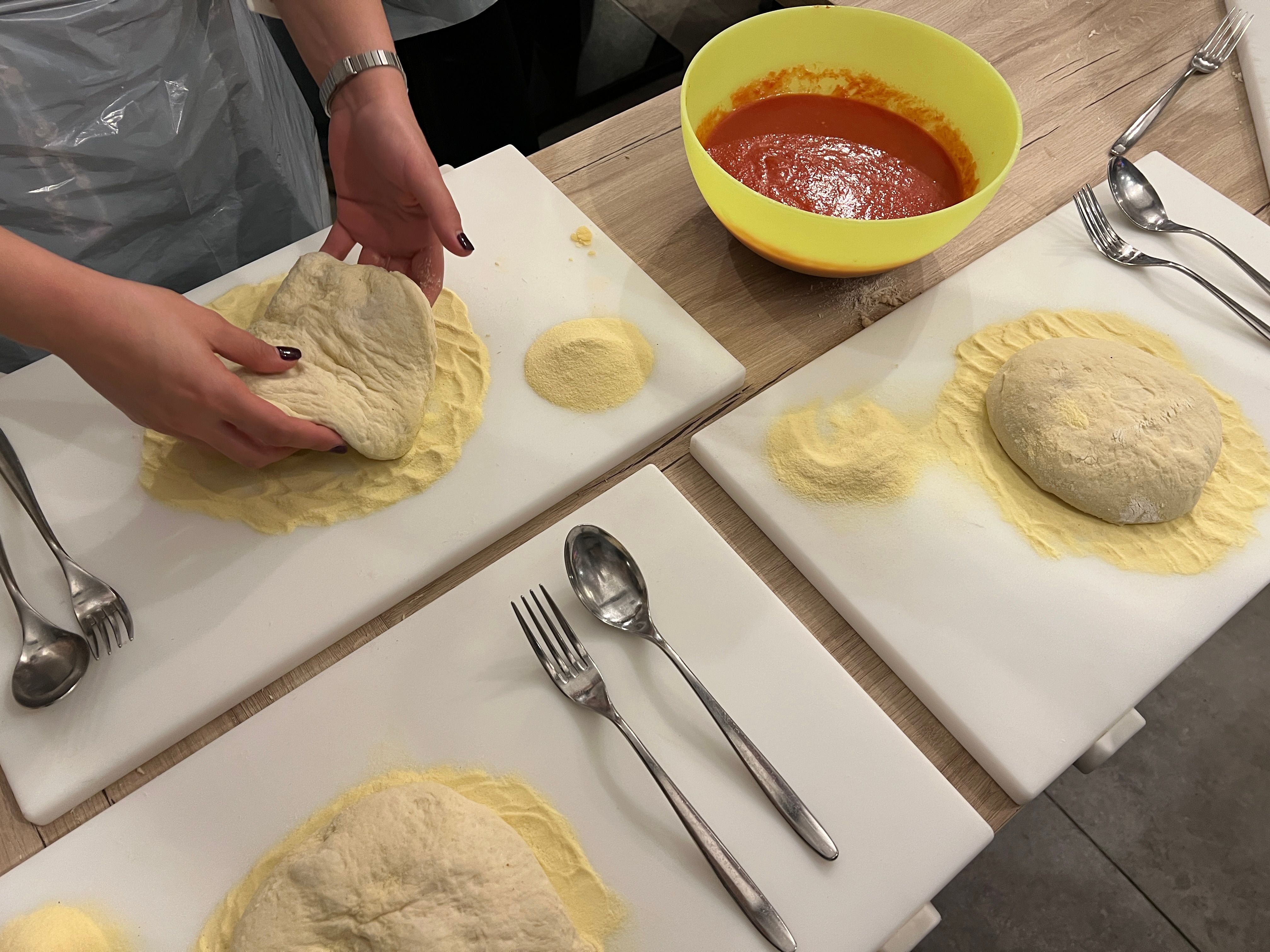 Naples: Pizza Making and Tiramisù with Free Flowing Wine