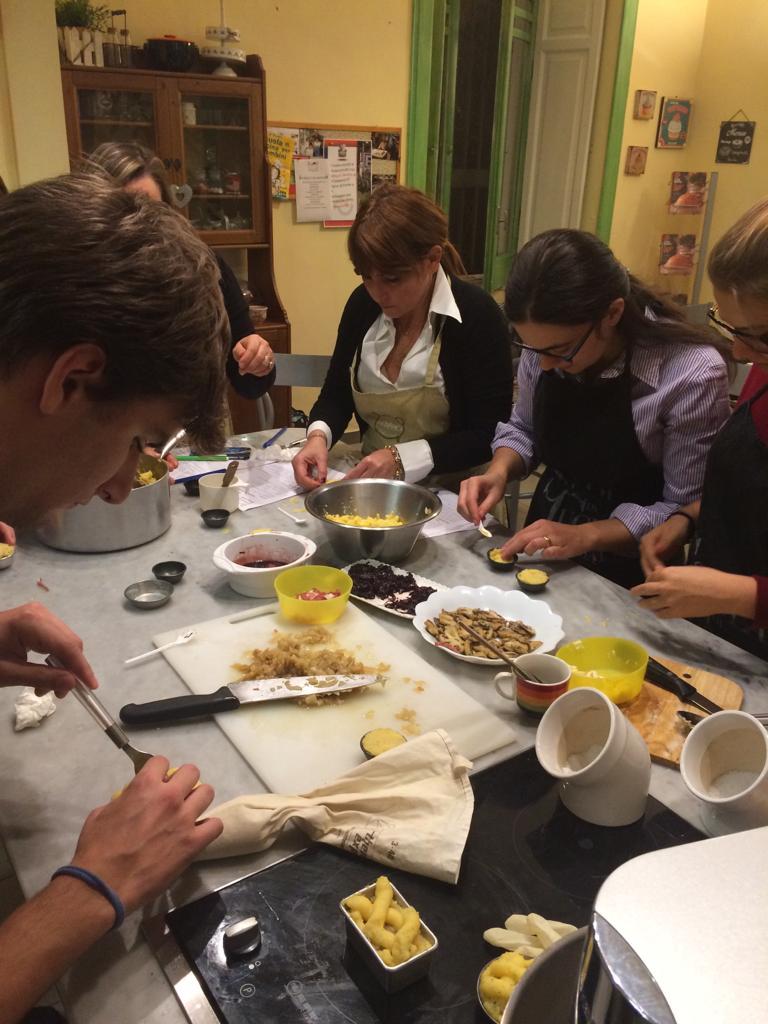 Neapolitan Cuisine Cooking Class with Giorgia Chiatto
