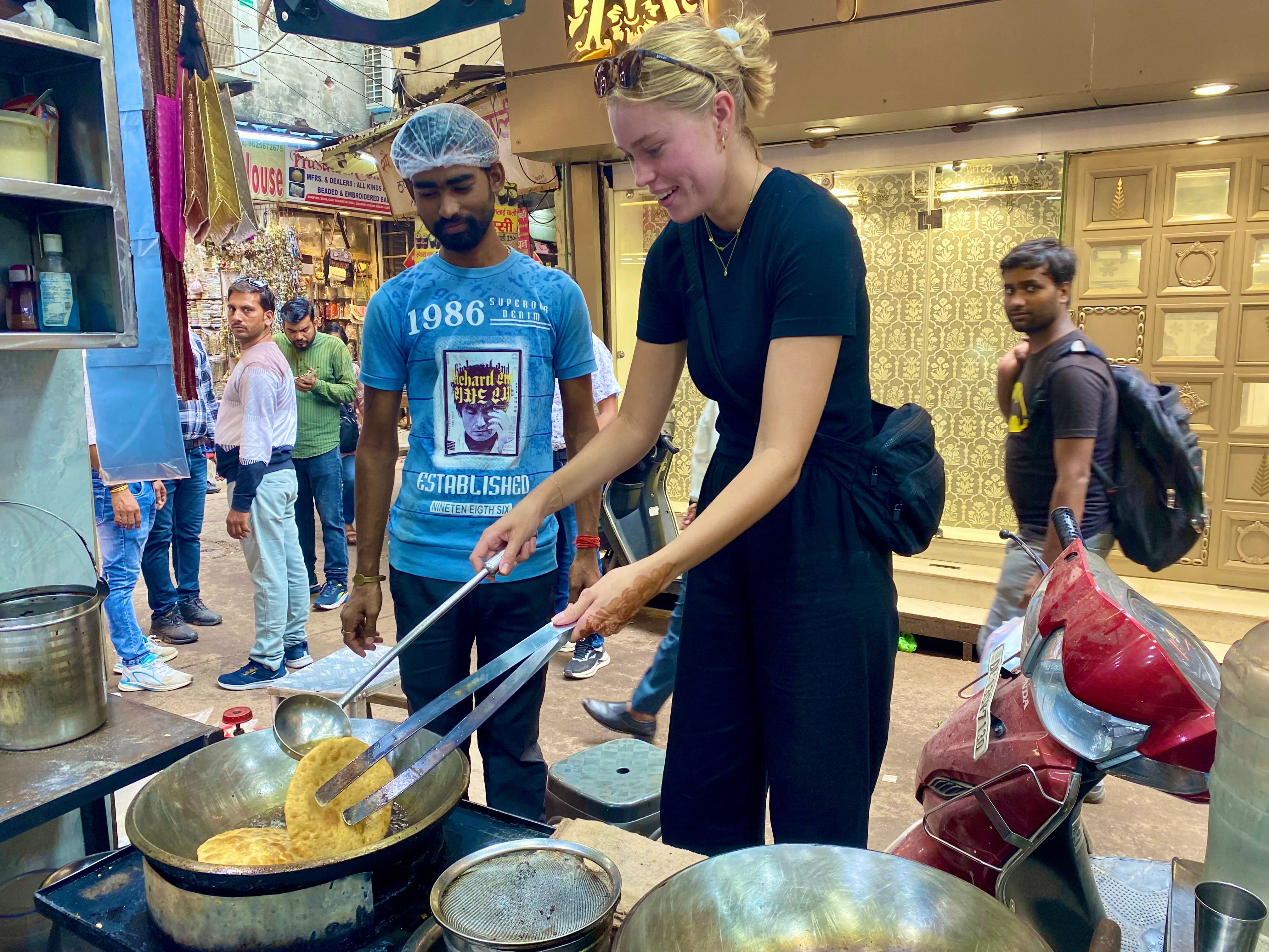 Kulinarische Tour durch Alt-Delhi & Erlebnis auf dem Gewürzmarkt