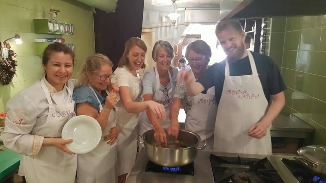 Old Town Farmers Market Tour and Cooking Class Combo in Sultanahmet on Wednesdays