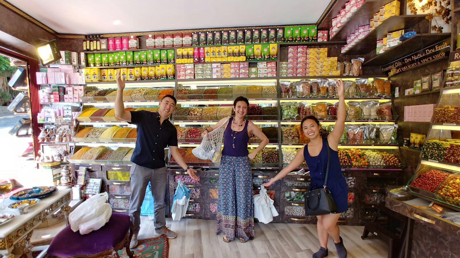 Old Town Farmers Market Tour and Cooking Class Combo in Sultanahmet on Wednesdays