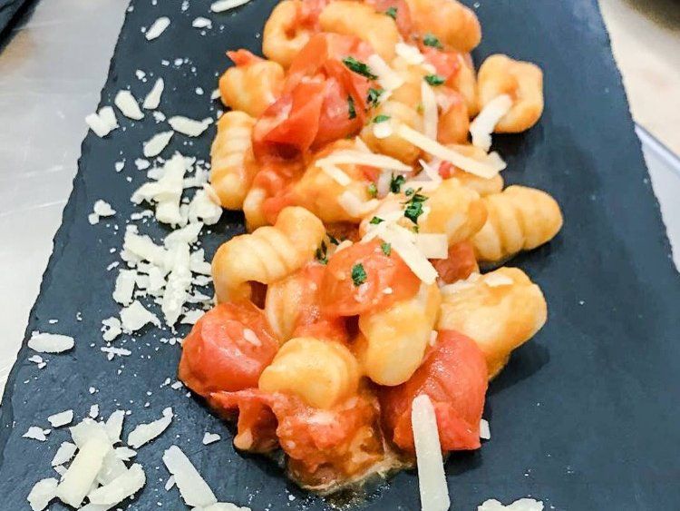 One Week Cooking and Italian Language Course
