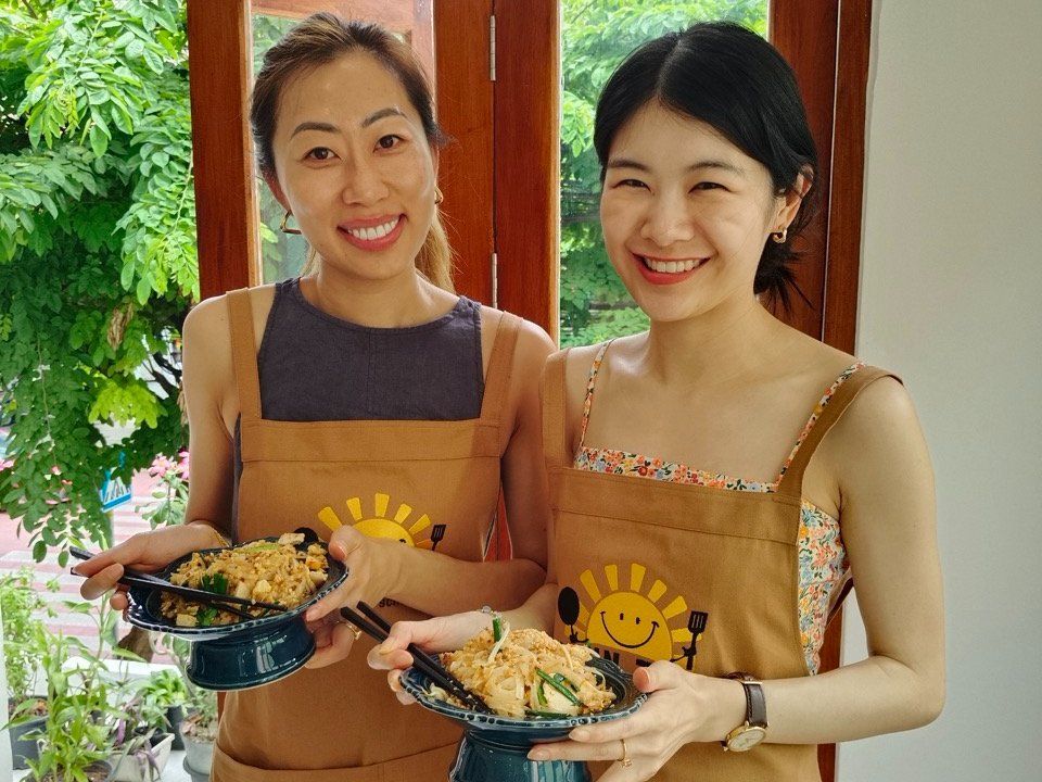 Goûtez à la Thaïlande : cours de cuisine en chinois, balade en tuk-tuk et visite du marché (offre d’ouverture)
