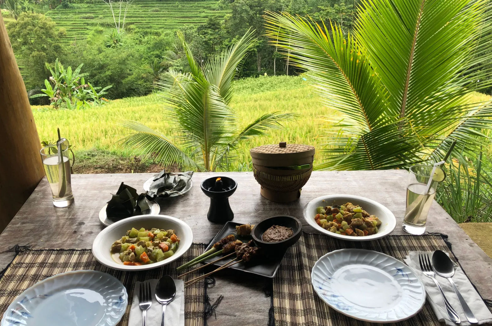 Authentic Balinese Cooking & Jatiluwih Rice Terrace Trek (Cooking Class + 1 Night)