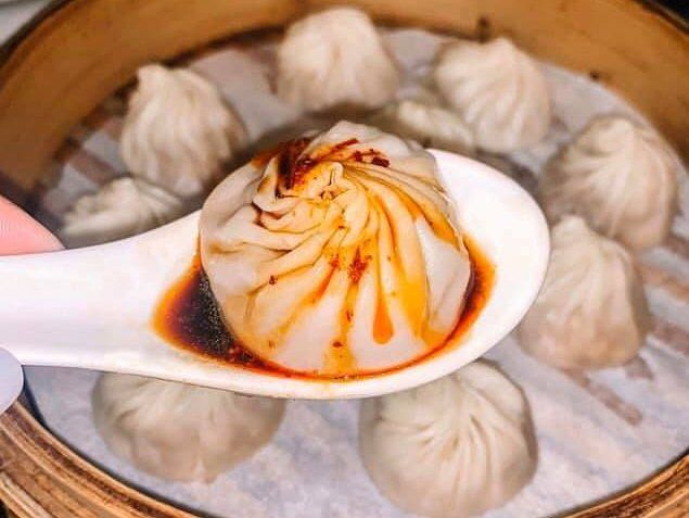 Organic Xiao Long Bao (Soup Dumplings Dim Sum) with Wet Market Walk