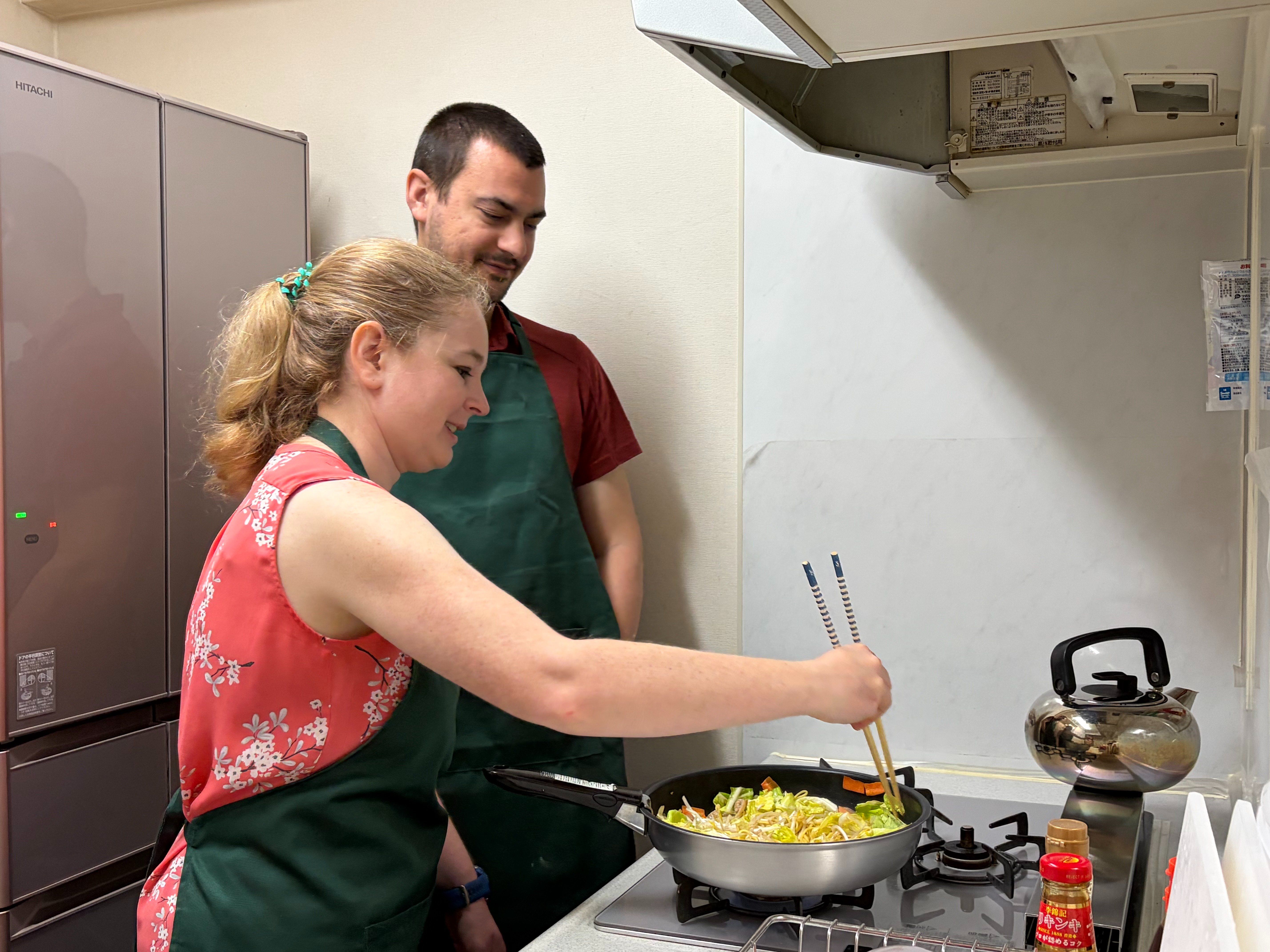 Cours de cuisine Soul Food à Osaka : Takoyaki, Yakisoba et Fruit Daifuku