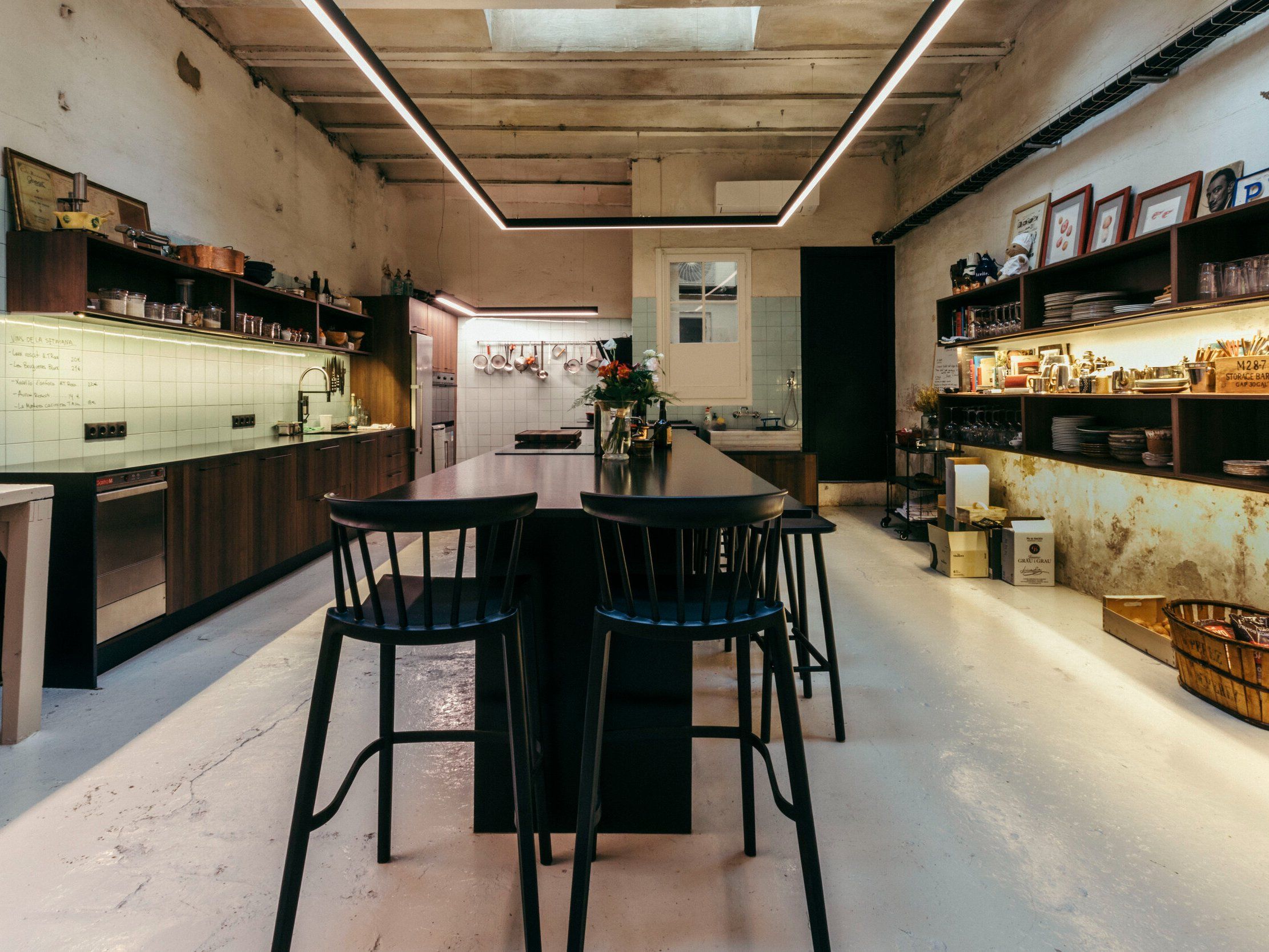 Cook Authentic Paella & Mediterranean Tapas in Barcelona