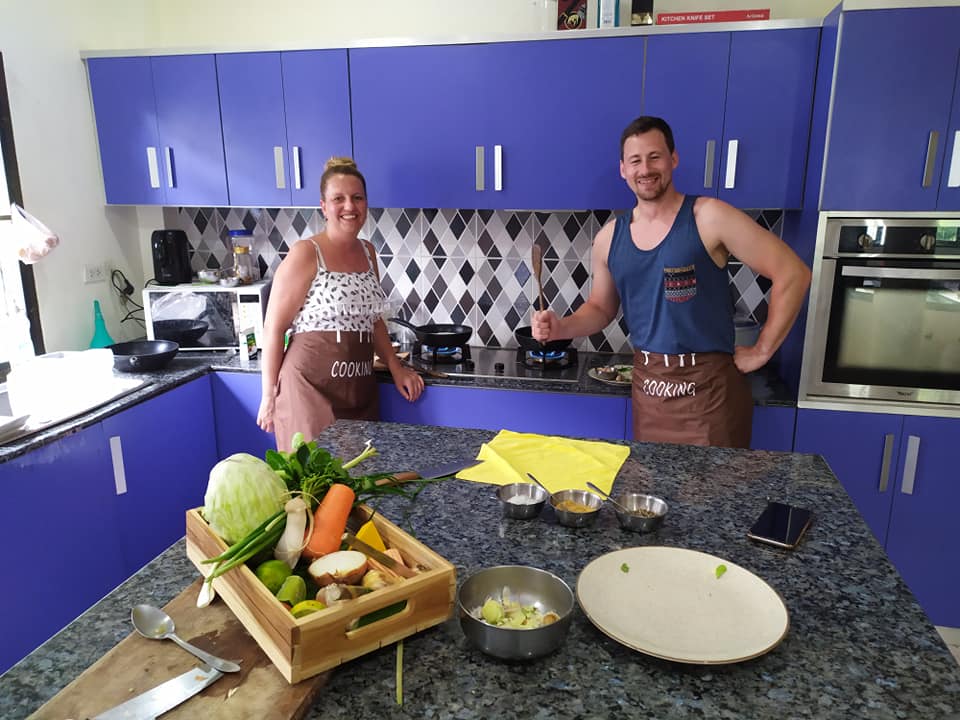 Learn to Make Thai Dishes in an Intimate Neighborhood