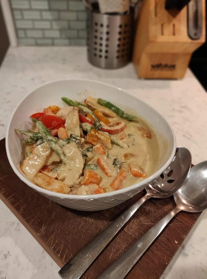 Learn to Make Thai Dishes in an Intimate Neighborhood