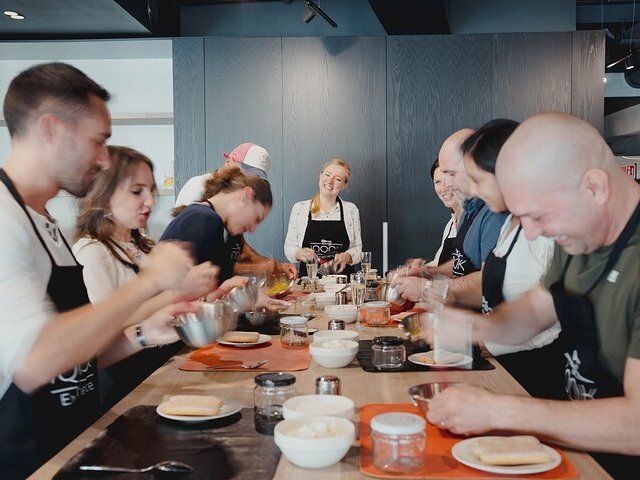 Become a Masterchef in Rome: Fresh Pasta and Tiramisù Class