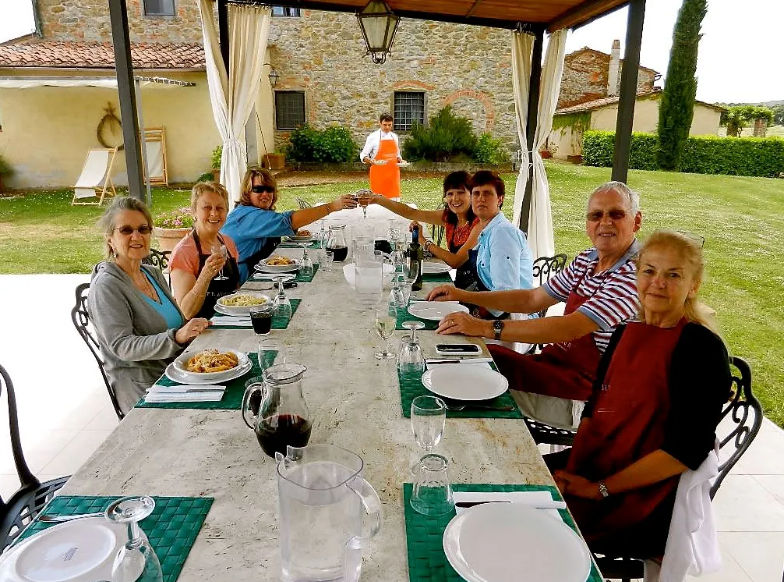 Praktischer Pasta- und Backkurs im Herzen der Toskana