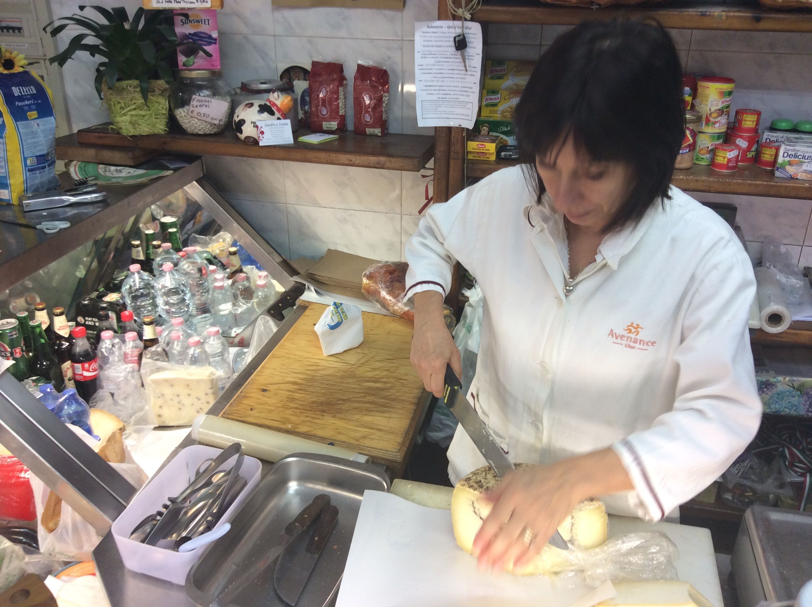 Florence Market Tour & Fresh Italian Pasta Making Class with Tirmaisu