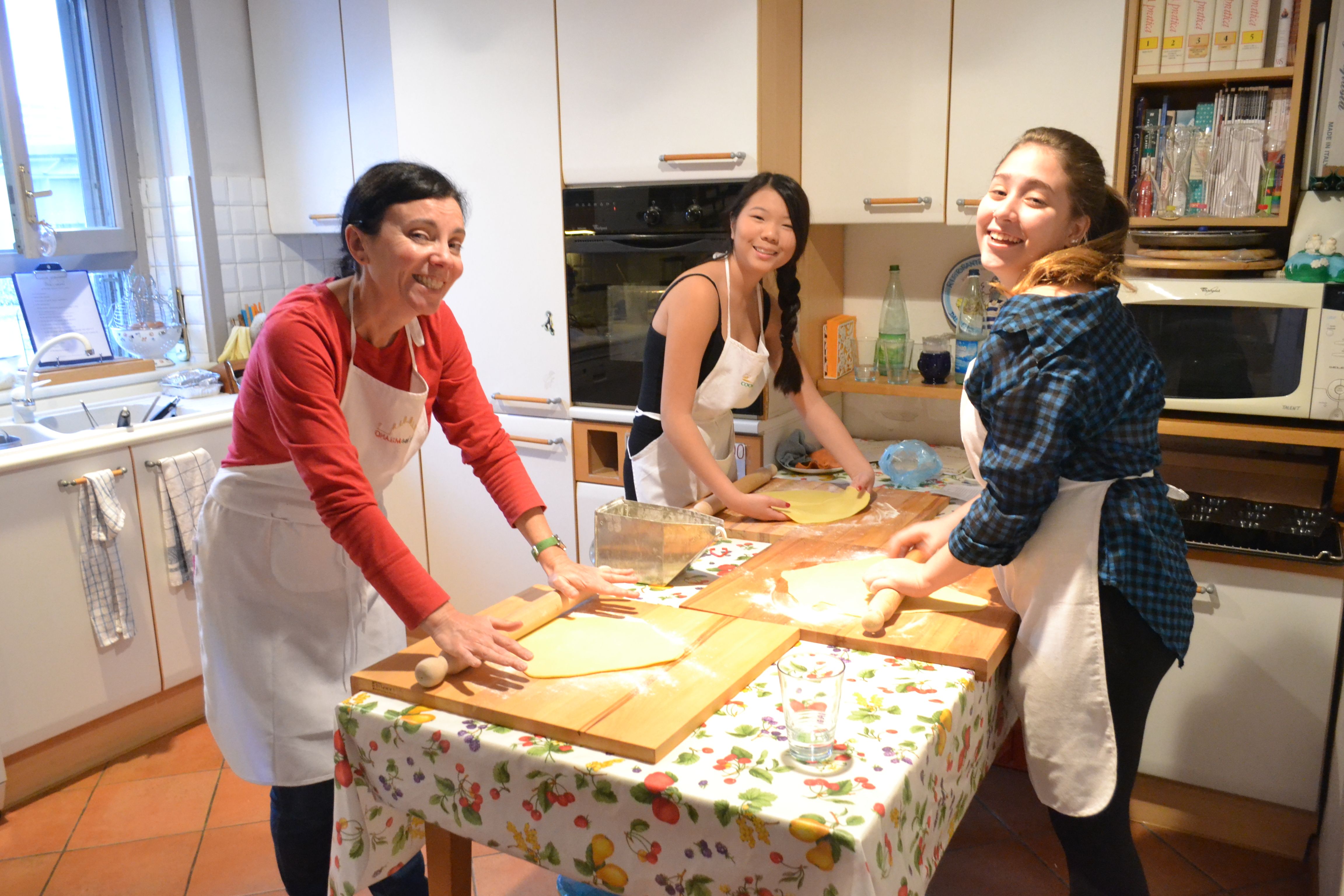 Cook in Milano: Pasta, Pizza & Dessert Evening Cooking Class - Book ...