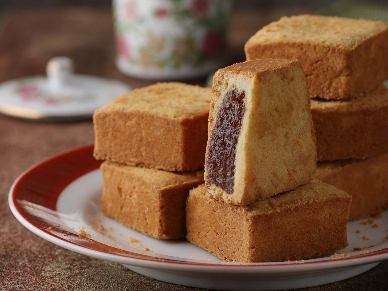 Taipei Ximen: Bake Your Own Pineapple Cakes: Easy DIY Recipe for 8 Cakes in 90 - 120 Mins