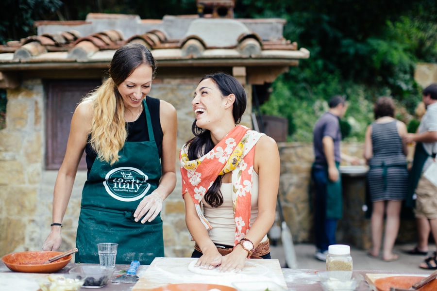 Italian Pizza & Gelato Making Class at a Private Tuscan Estate
