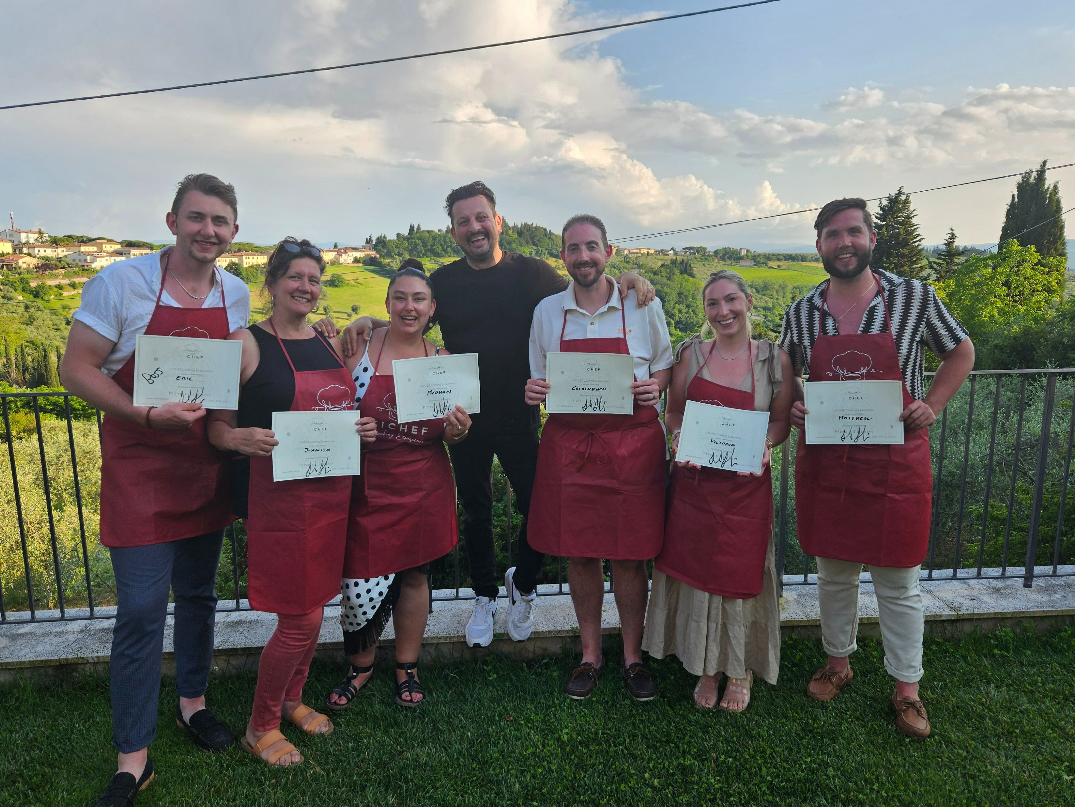 Tuscan Hills Pizza and Tiramisù Cooking Class with Chianti Wine