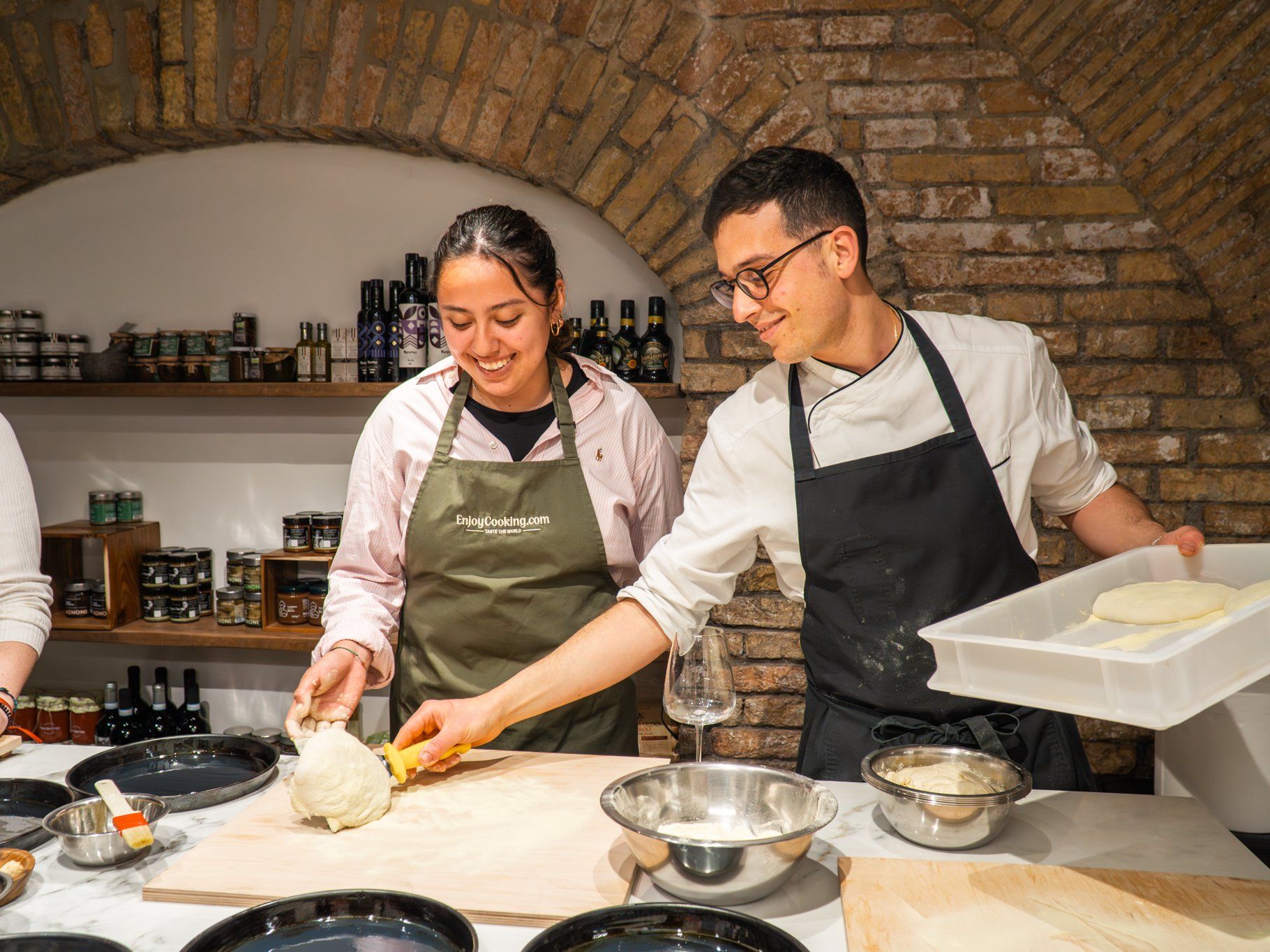 Italian Pizza, Supplì and Gelato Class with Wine by the Colosseum Rome