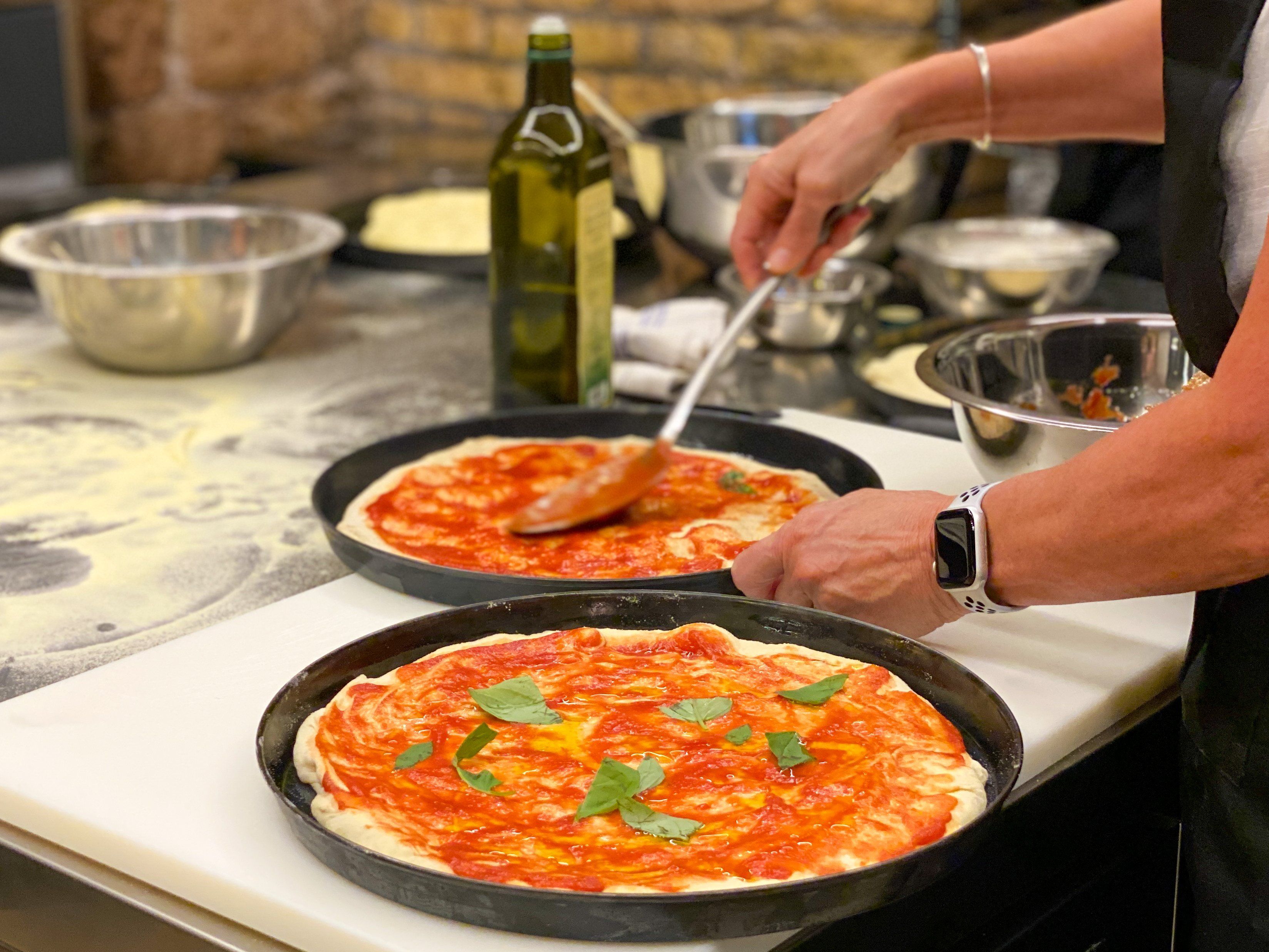Italian Pizza, Supplì and Gelato Class with Wine by the Colosseum Rome