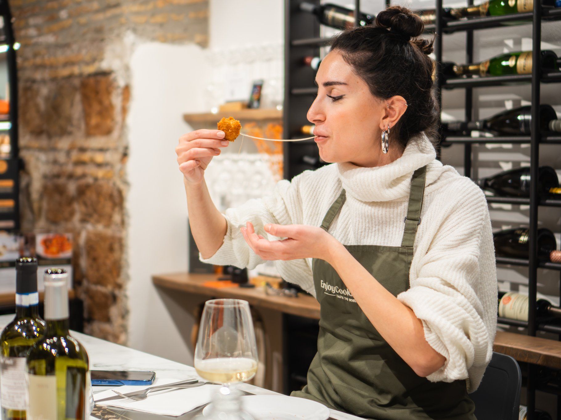 Italian Pizza, Supplì and Gelato Class with Wine by the Colosseum Rome