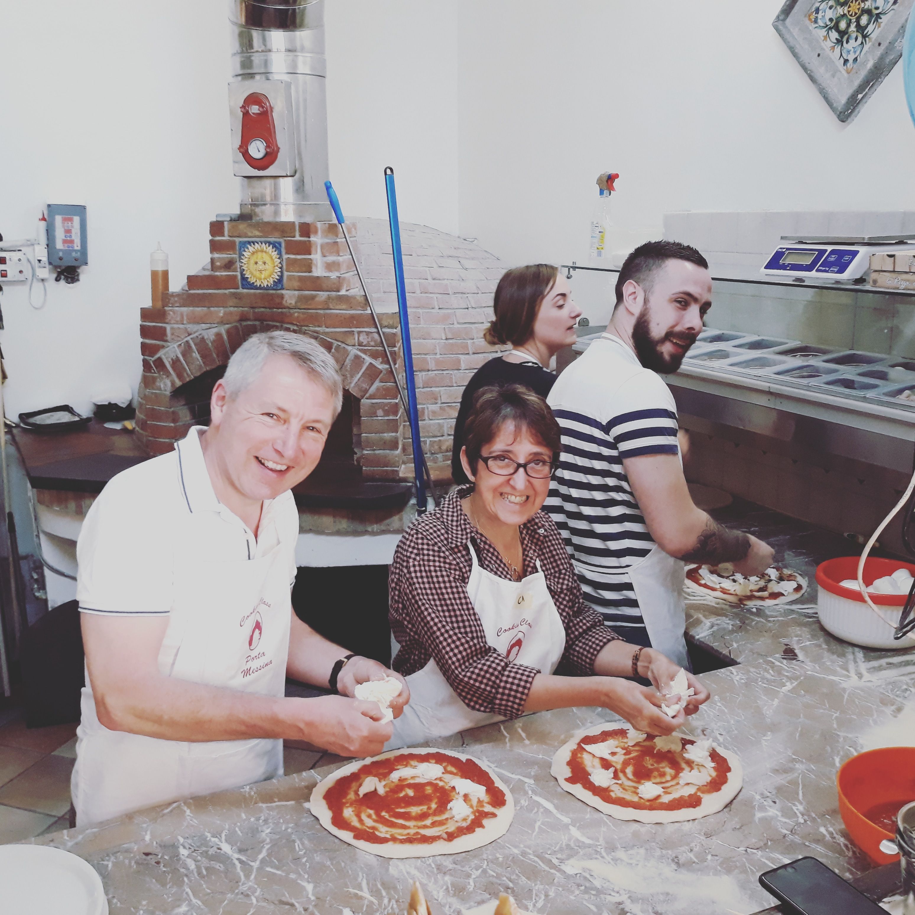 Pizza Making in Taormina