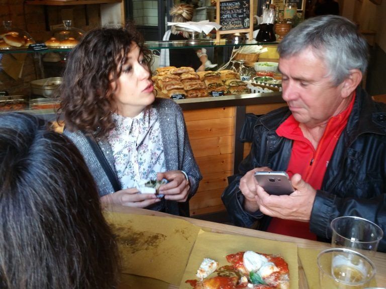 Pizza Tasting off the Beaten Path near the Colosseum at Sunset
