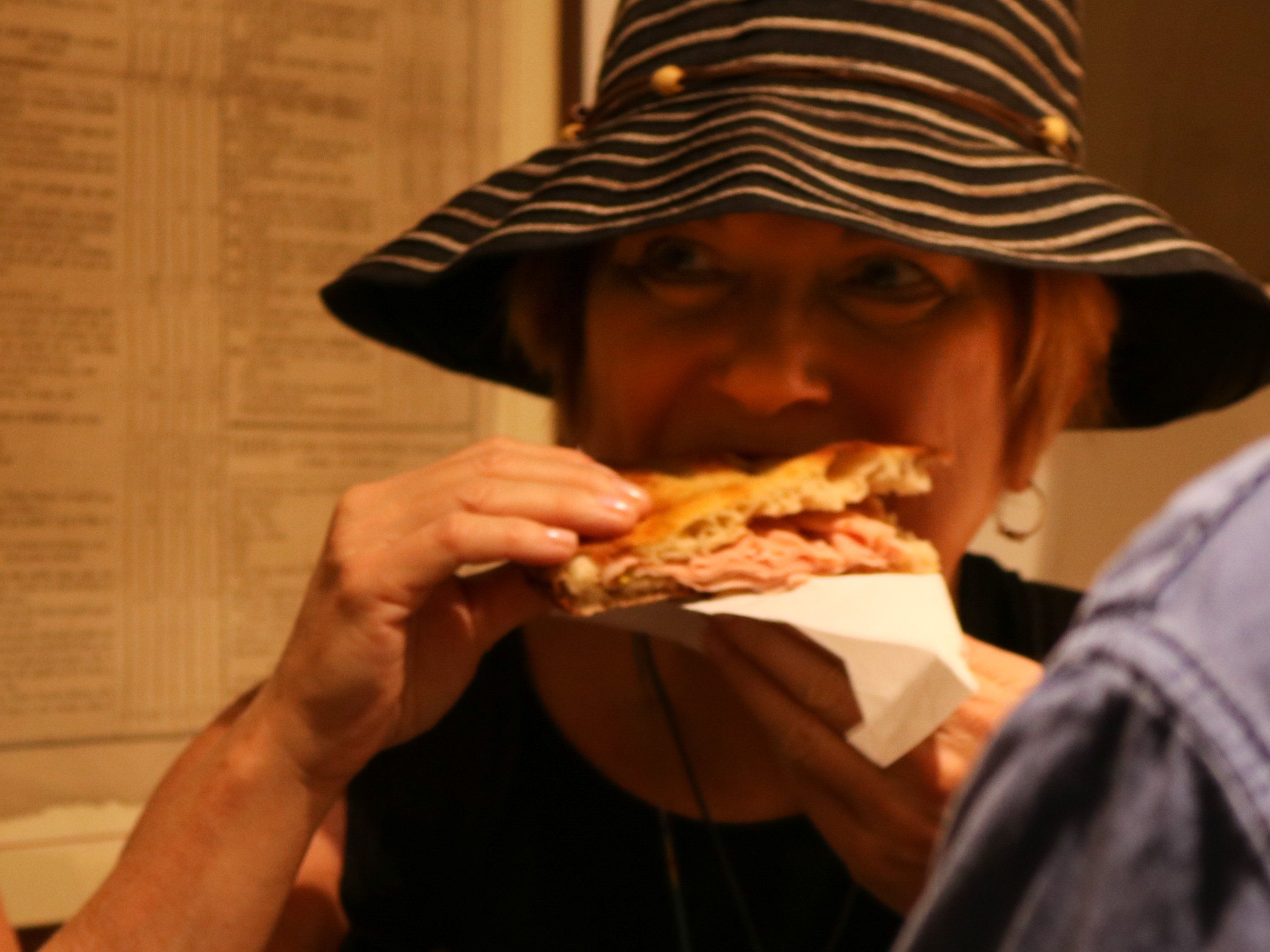 Pizza Tasting off the Beaten Path near the Colosseum at Sunset