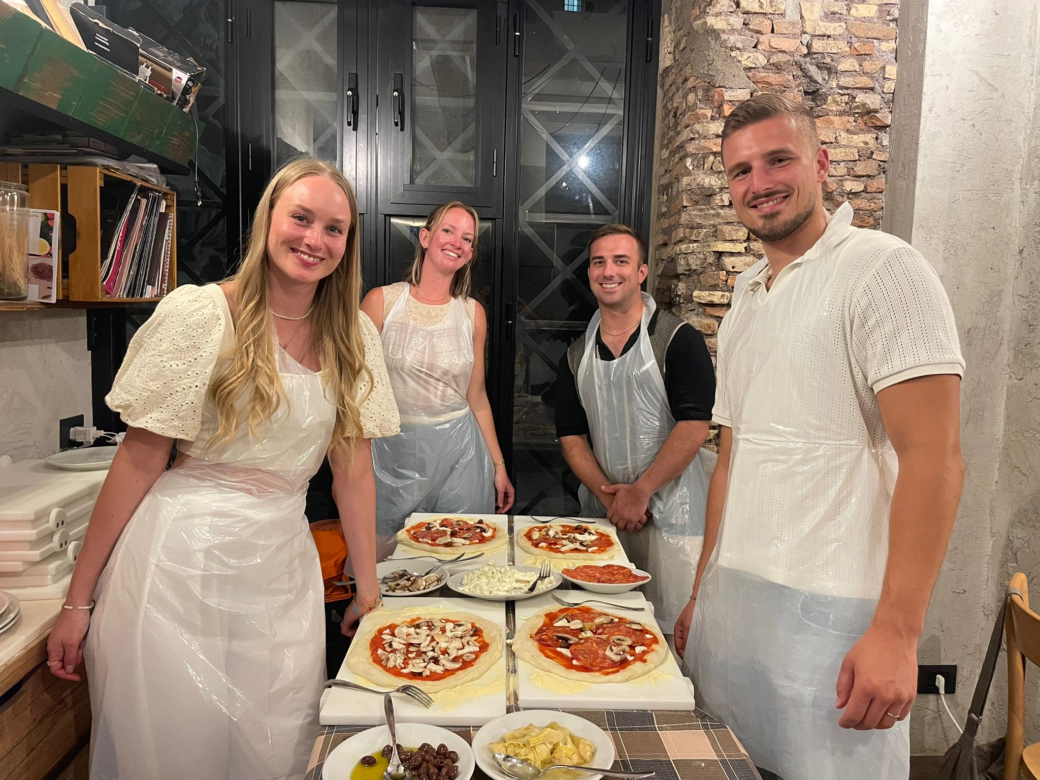 Rome Pizza & Tiramisu Workshop with Free-Flowing Fine Wine