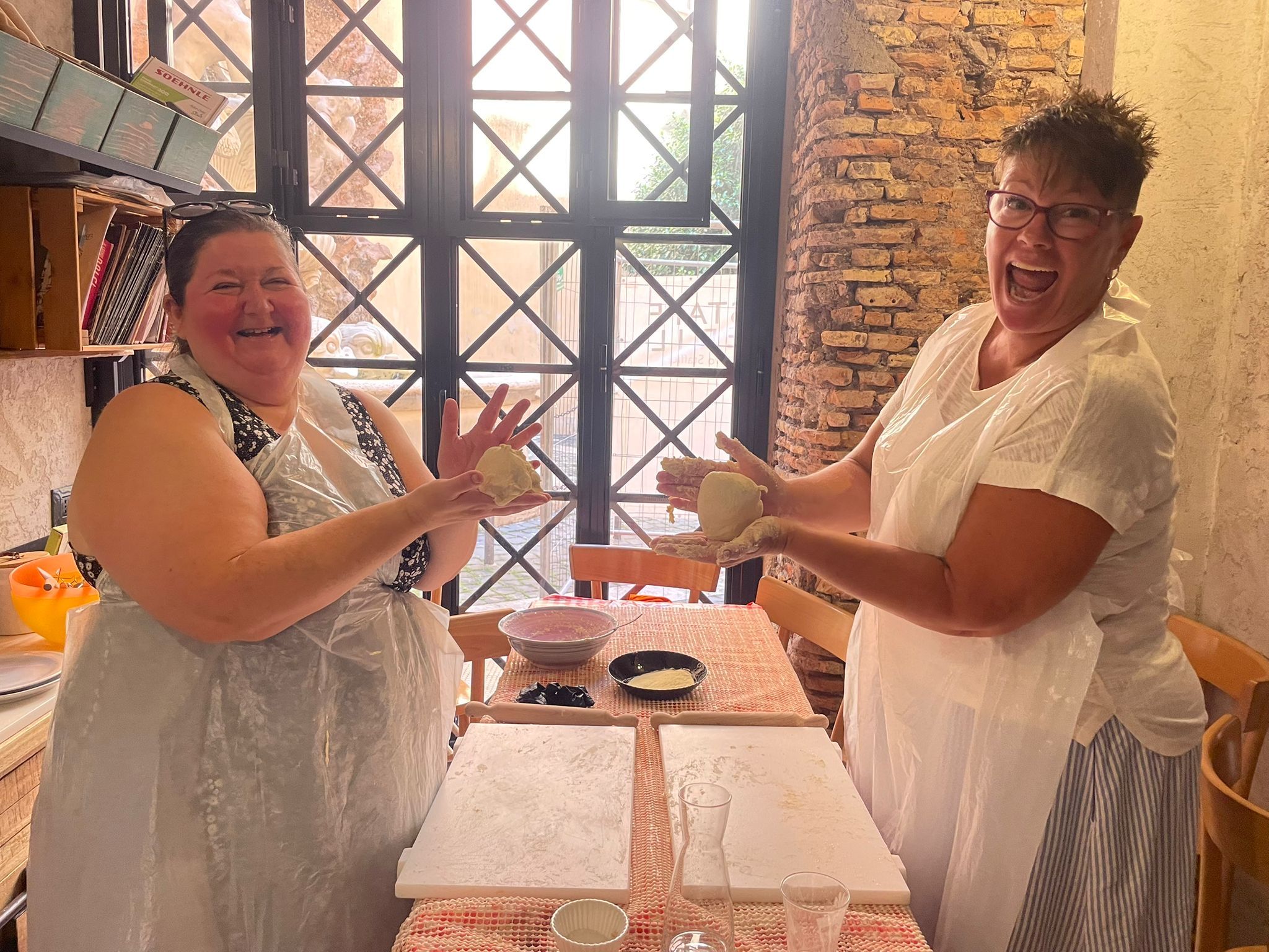 Rome Pizza & Tiramisu Workshop with Free-Flowing Fine Wine