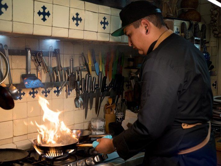 Premium Mexican Cooking Class with Market Visit and Cocktail Class