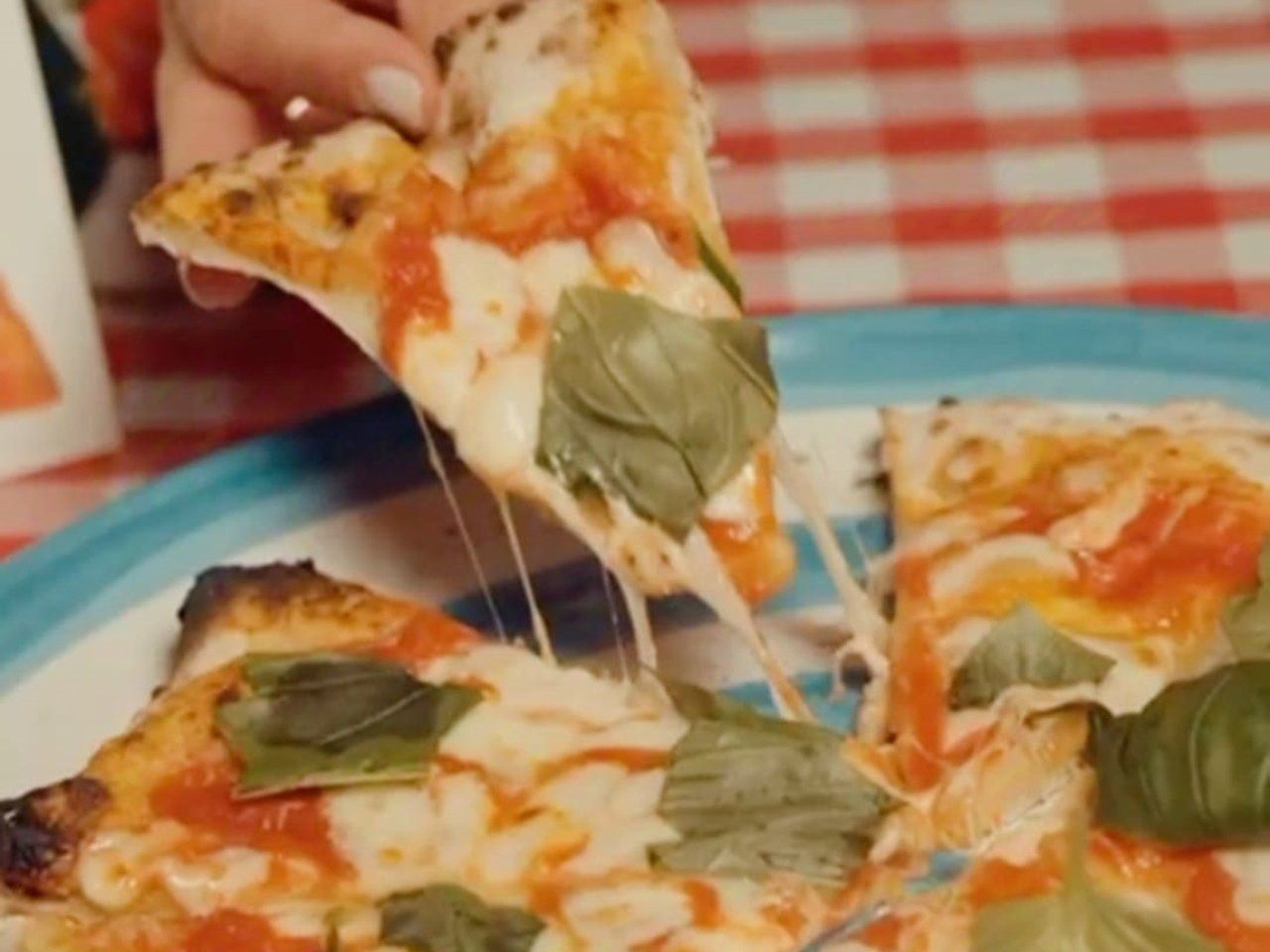 Premium Small Group Capri Pizza Making Class with Wine & Tiramisu