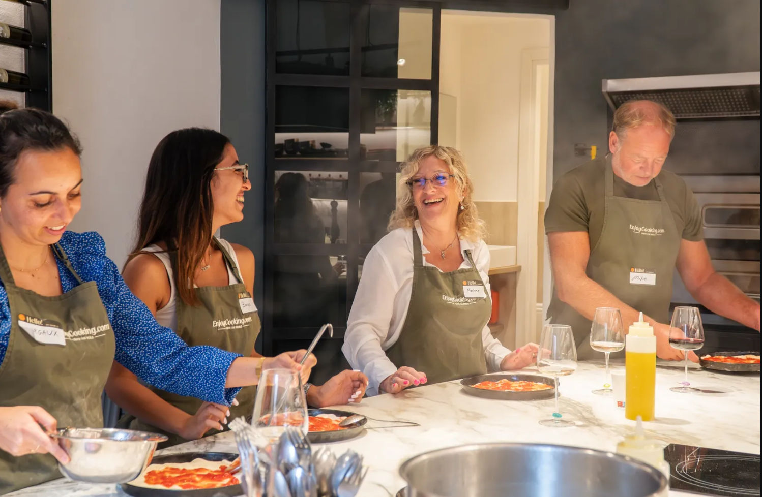Private Italian Cooking Masterclass: Pizza, Pasta & Gelato with Unlimited Wine near the Colosseum (Up to 10 Guests)