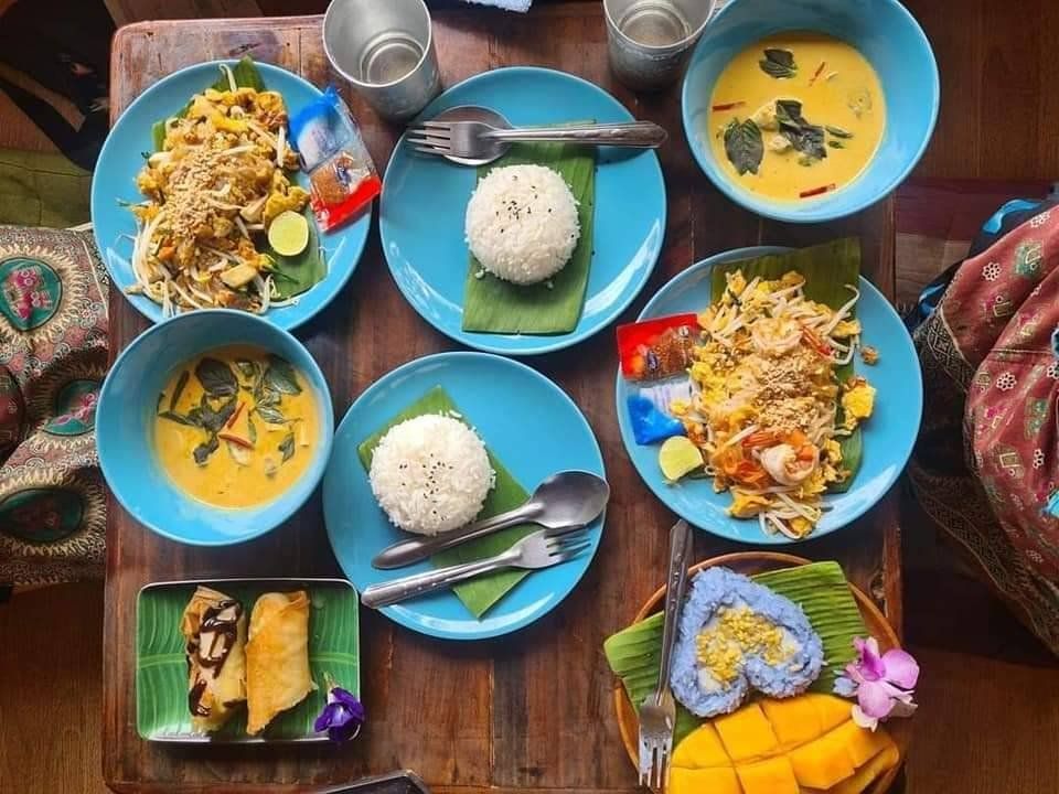 Private Class Morning & Evening with Fresh Ingredients at Organic Garden & Market