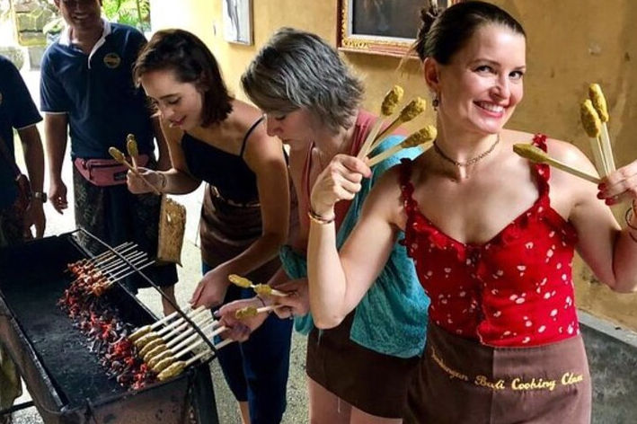 Balinese Culinary Class with Intimate Romantic Dinner