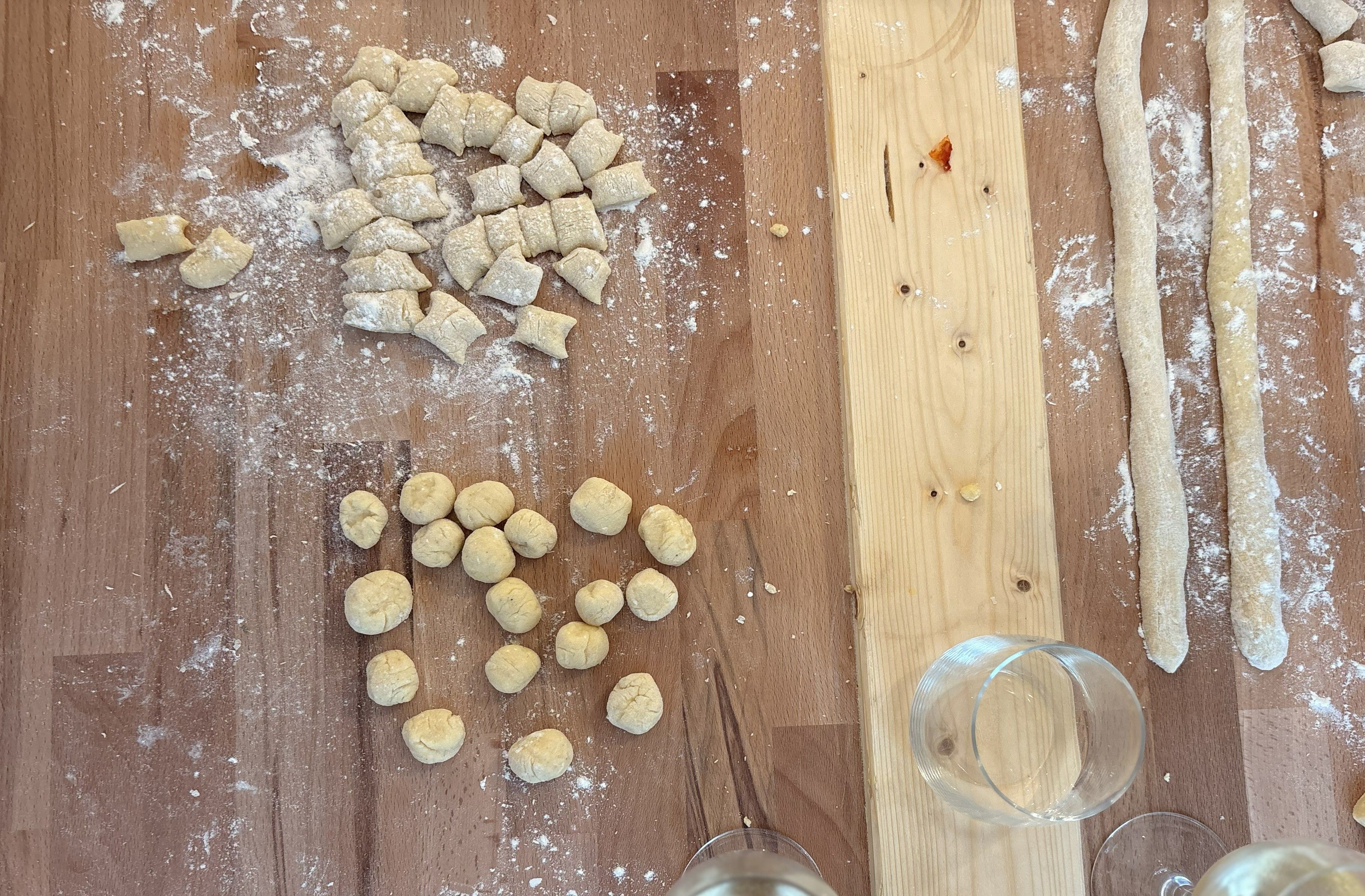 Private Cooking Class in Florence: Handmade Gnocchi, Pesto & Tiramisu with Unlimited Wine