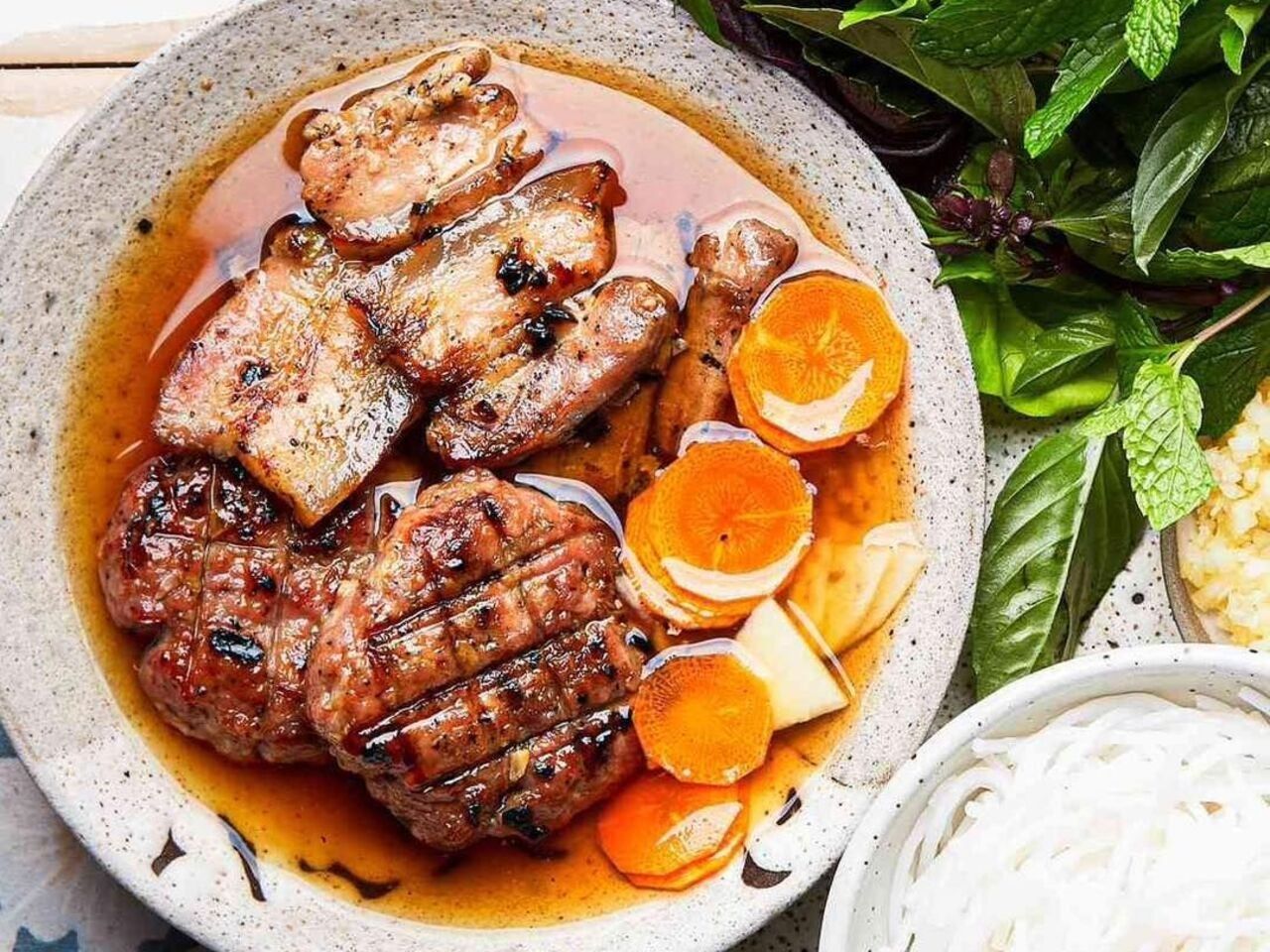 Hanoi Street Food Walking Tour Through Hidden Alleys and Local Life