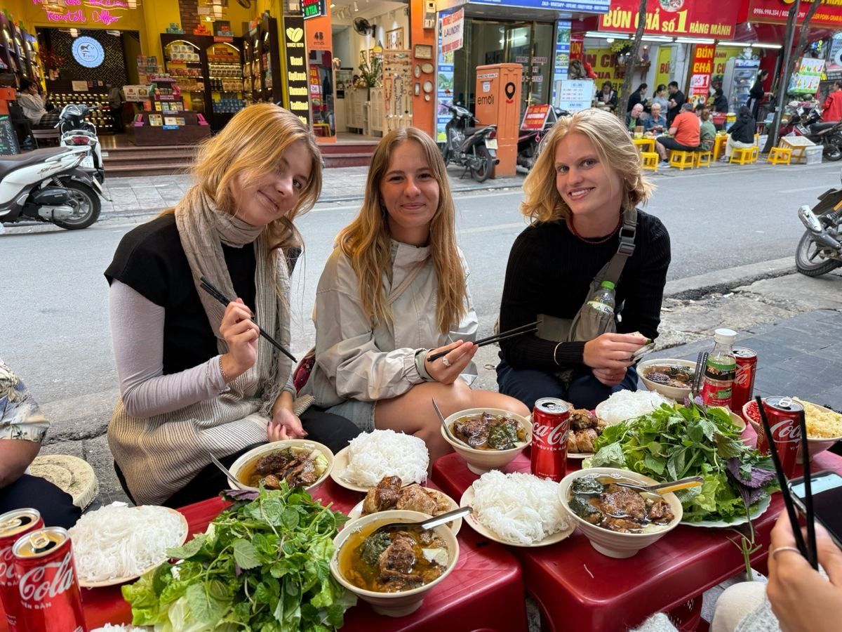Hanoi Street Food Walking Tour Through Hidden Alleys and Local Life