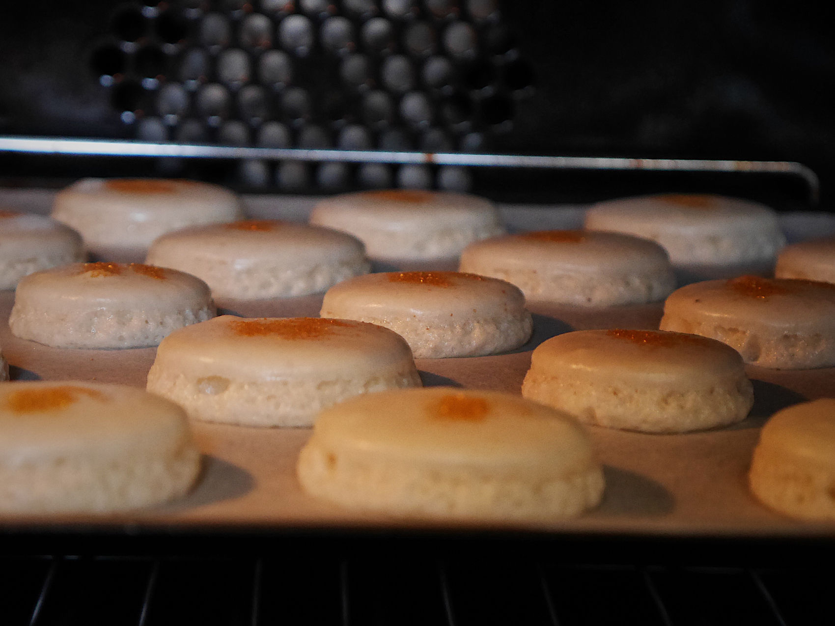 Private Macaron Baking Class in a Parisian Apartment