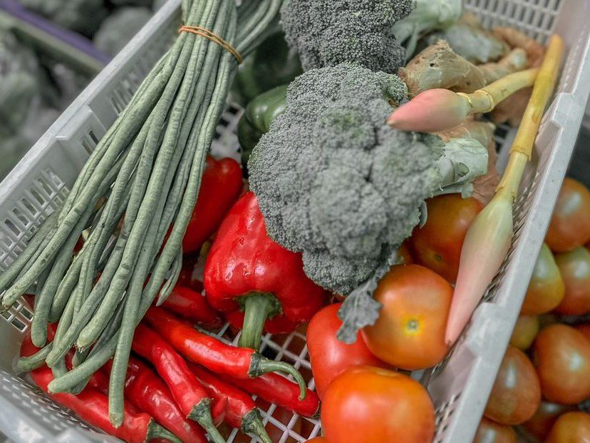 Private Market Visit and Cooking Class With A Professional Chef