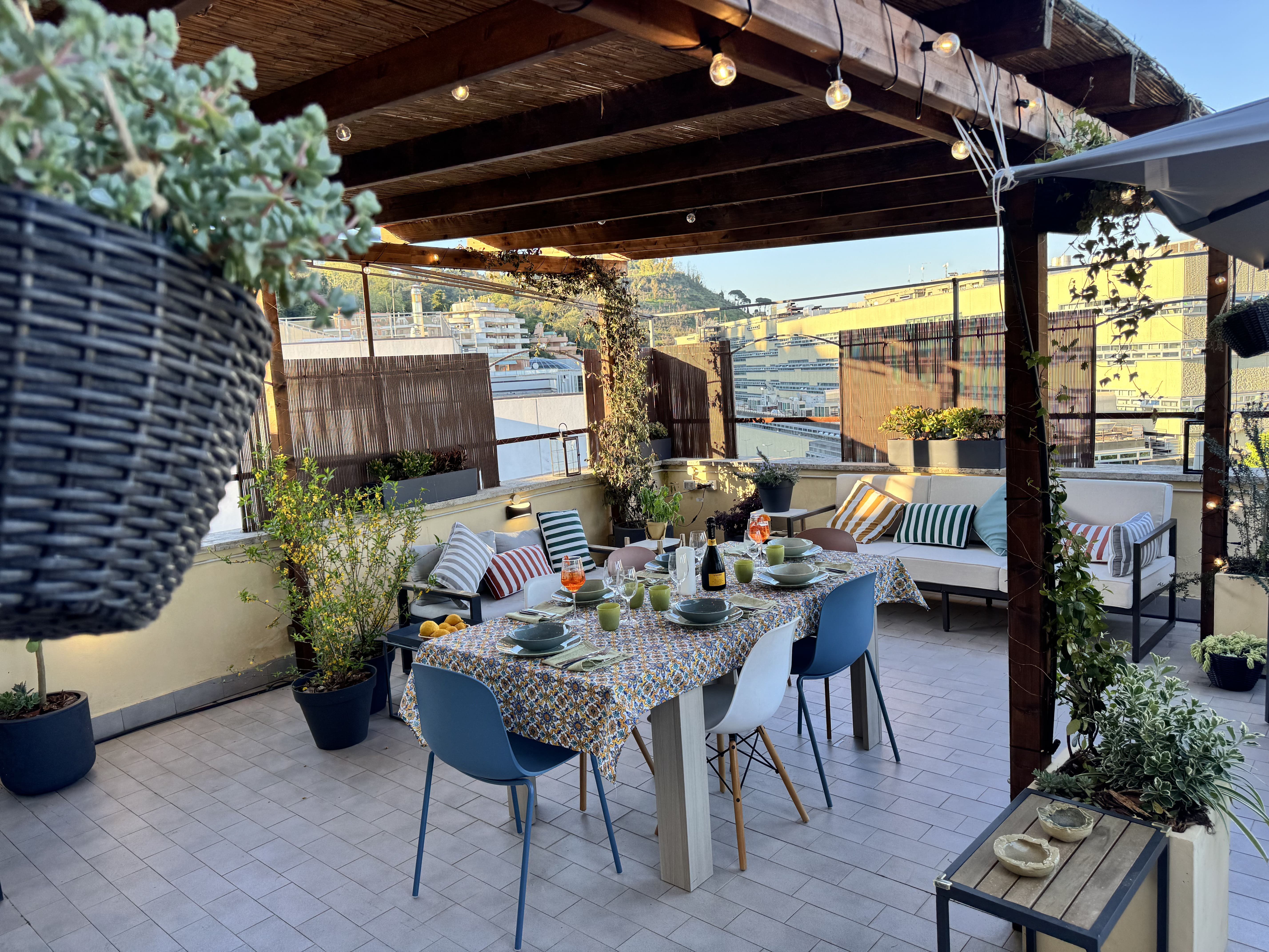 Private Rooftop Italian Dinner near the Vatican Museums